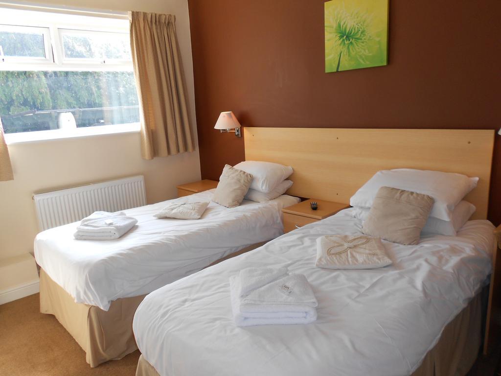 The Shady Oak B&B Whaley Bridge Номер фото