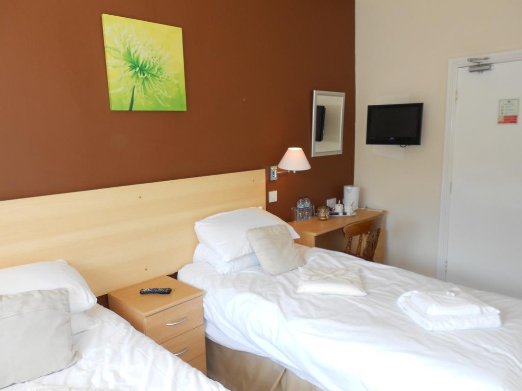 The Shady Oak B&B Whaley Bridge Номер фото